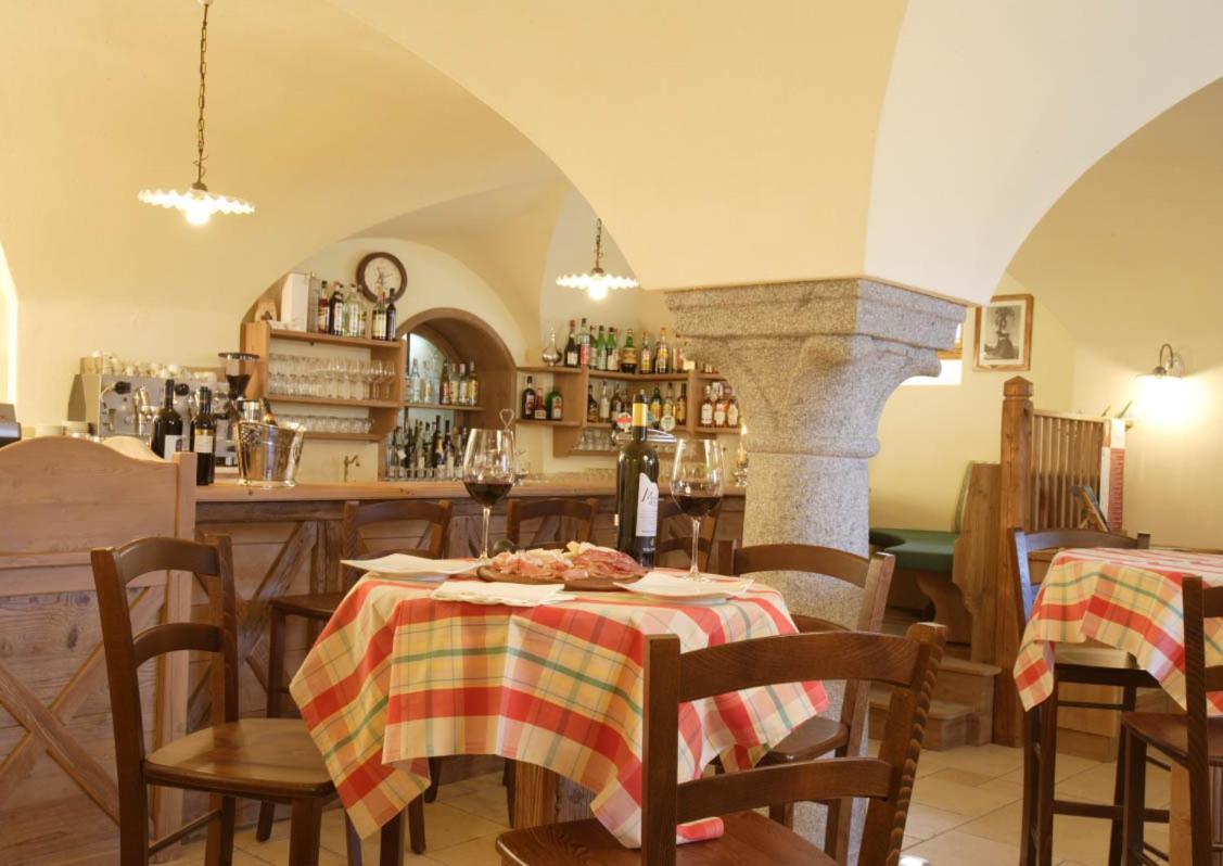 Locanda Borgo Chiese Castel Condino Luaran gambar