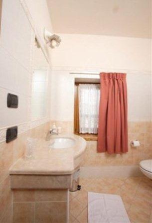 Locanda Borgo Chiese Castel Condino Bilik gambar
